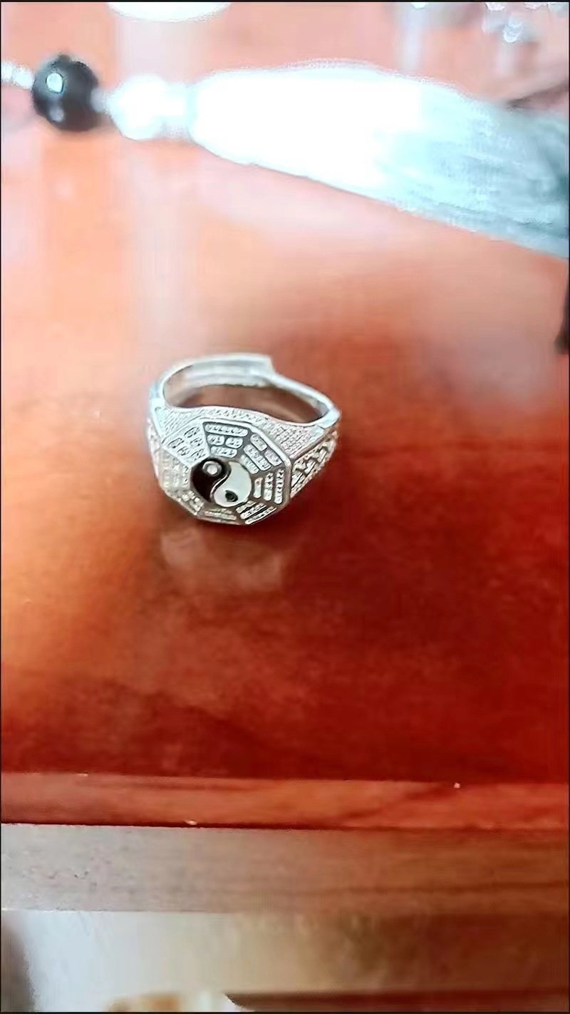 Feng Shui Ring: Tai Chi Bagua Ring